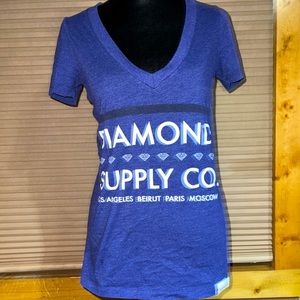 Diamond V neck Tshirt